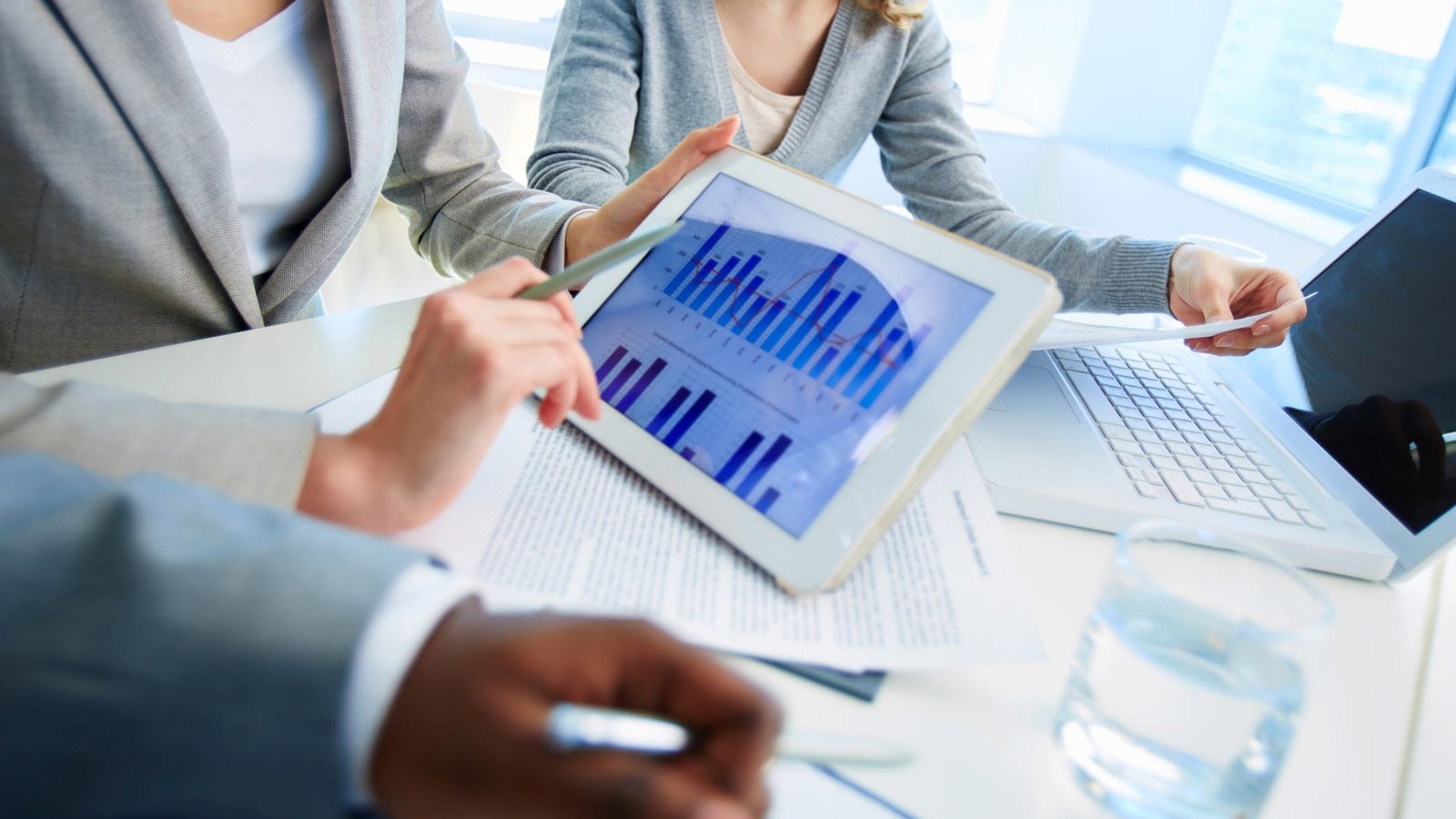 Apera Closes €2.9B Private Debt Fund III Above Hard Cap