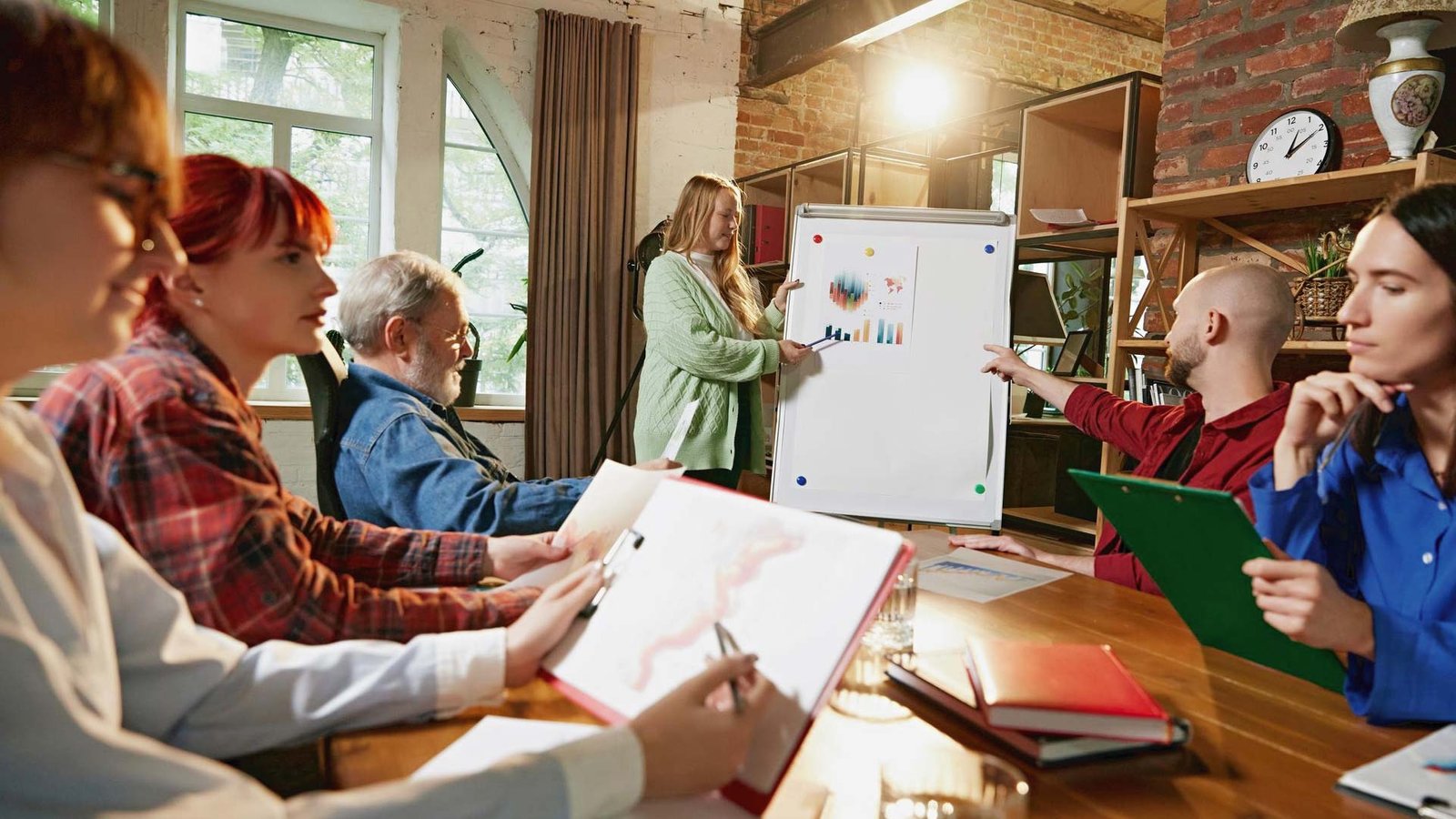 Cashmere Launches First NIL College Investing Class