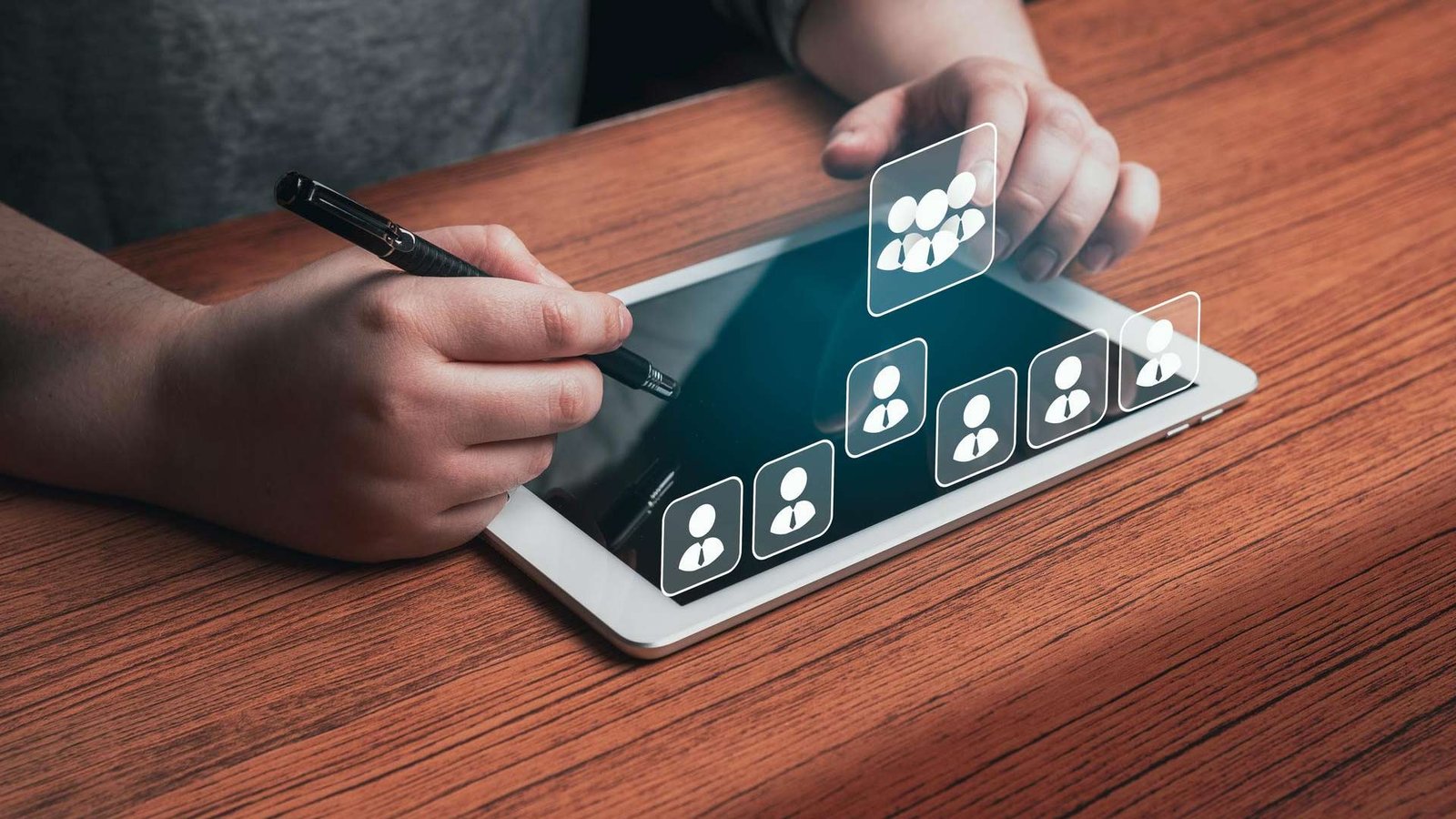 The Best Employee Experience Platforms to Watch in 2025