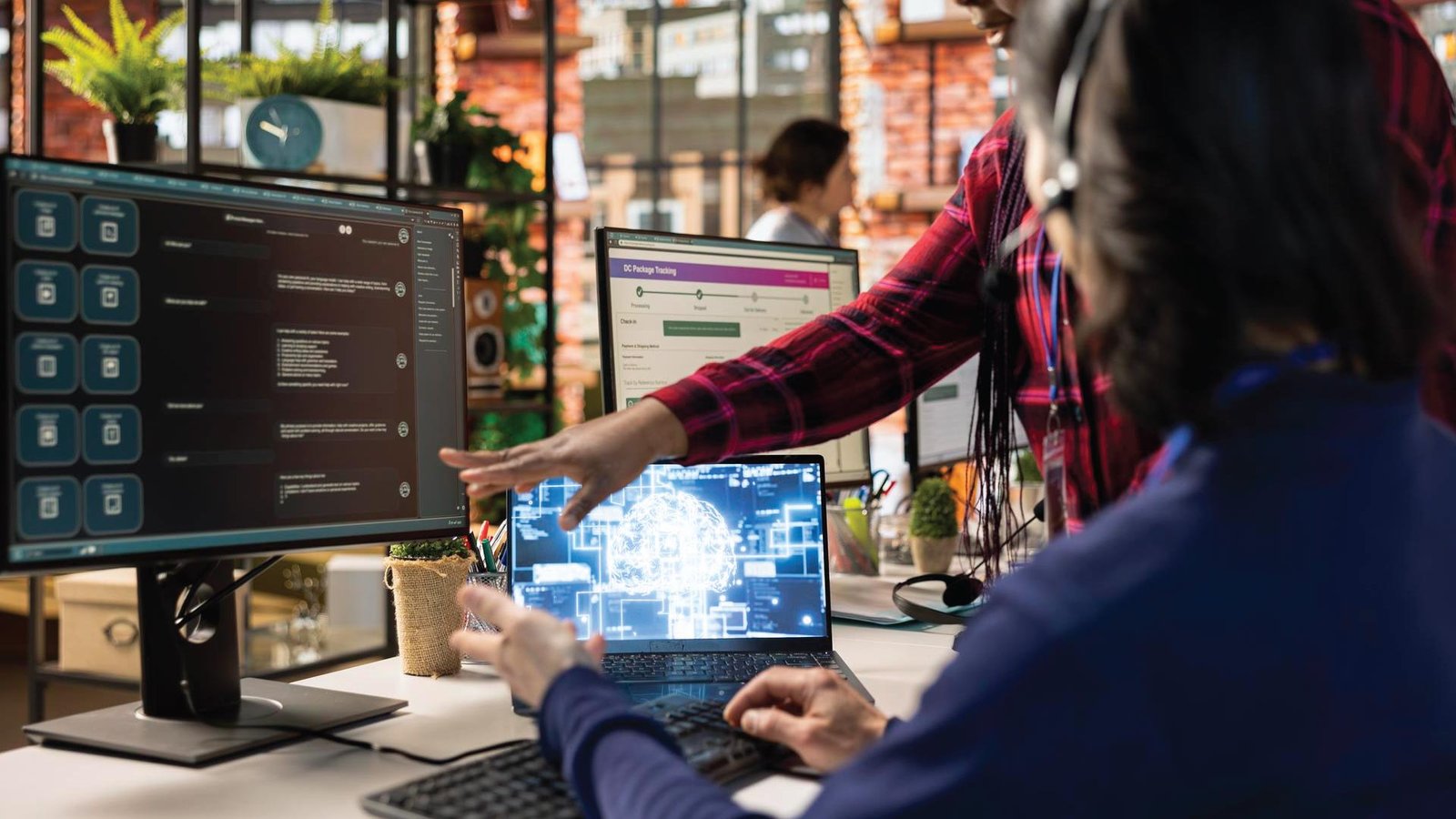 Edge Intelligence, Edge Computing, and Fog—A Unified View