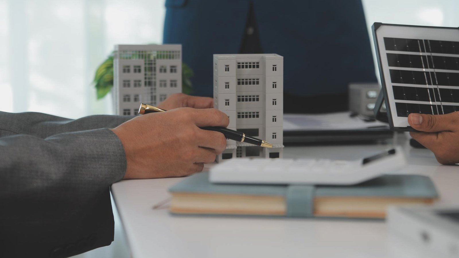 Landlord trends and insights for 2025 rental market decisions.