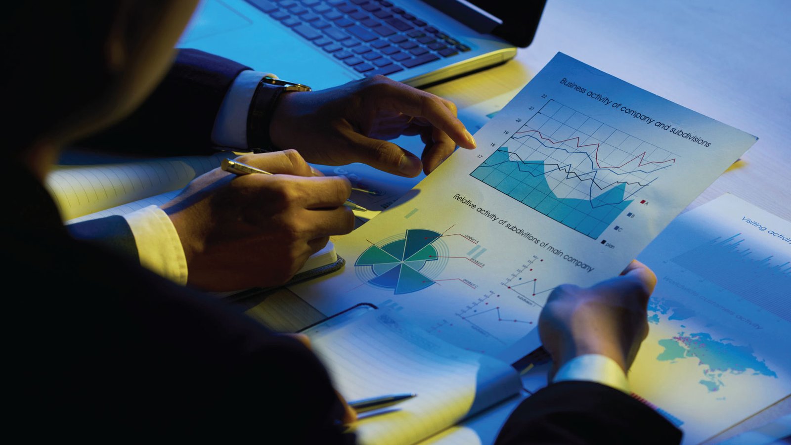 How Data-Driven Decision-Making Boosts Business Performance