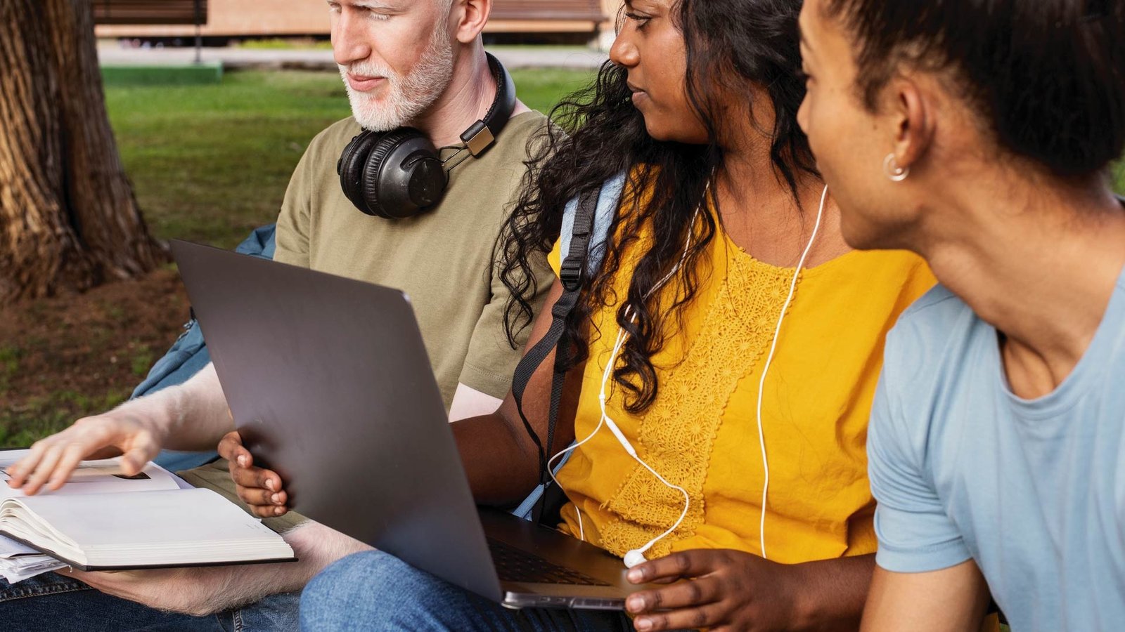 AcademiX, DeVry University Team Up to Expand Global Learning Pathways