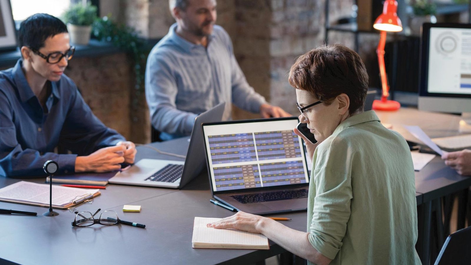 Wi-Fi 7 access points projected to dominate indoor WLAN market by 2028.