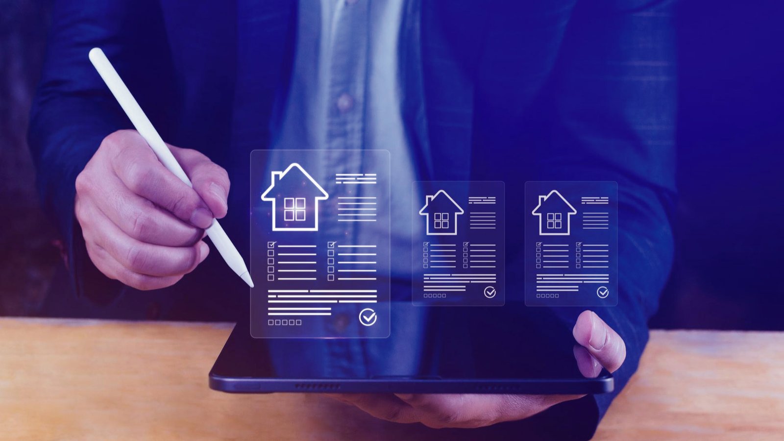 Florida real estate agent using License EDU platform for 14-hour CE course.