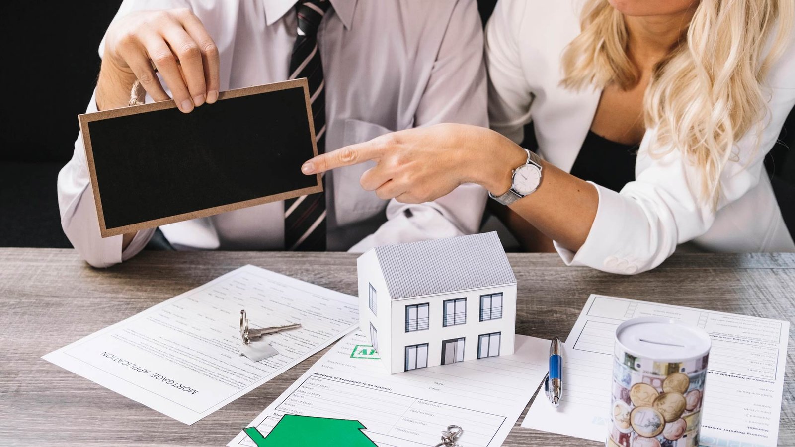 MagicDoor raises $4.5M seed round for AI rent platform.