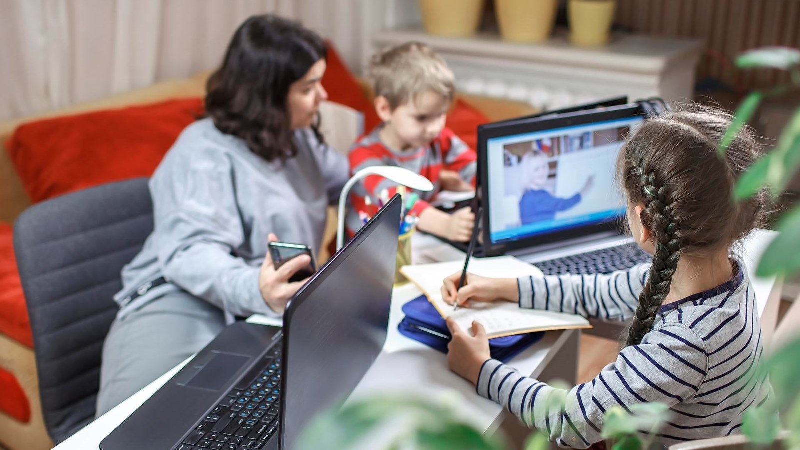 Employers, Schools Benefit from Updated “Healthier Workplaces and Schools” by AIHA