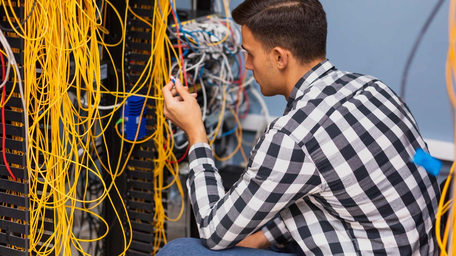 Relativity Networks and NPS announce hollow-core fiber partnership in 2025.