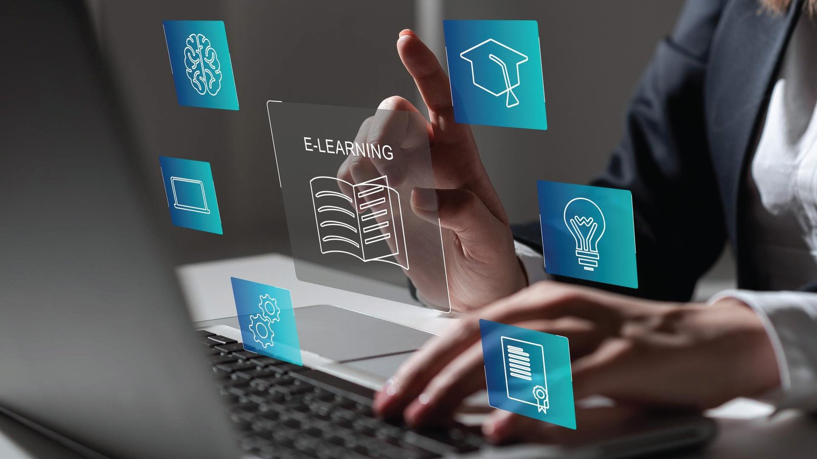 Personalized Learning Pathways Enabled by Microlearning Technologies