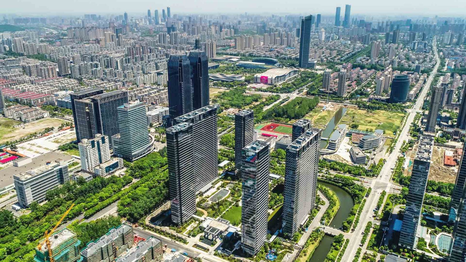 A&G Real Estate Partners consultant Doug Greenspan discusses retail survival.