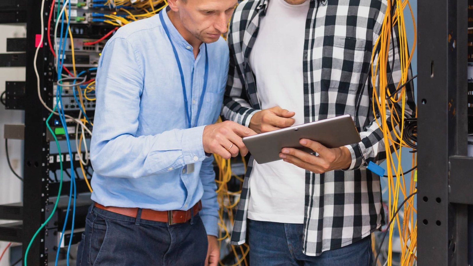 Lightyear 2025 Enterprise ISP Experience Guide explores data on telecom sourcing and performance.