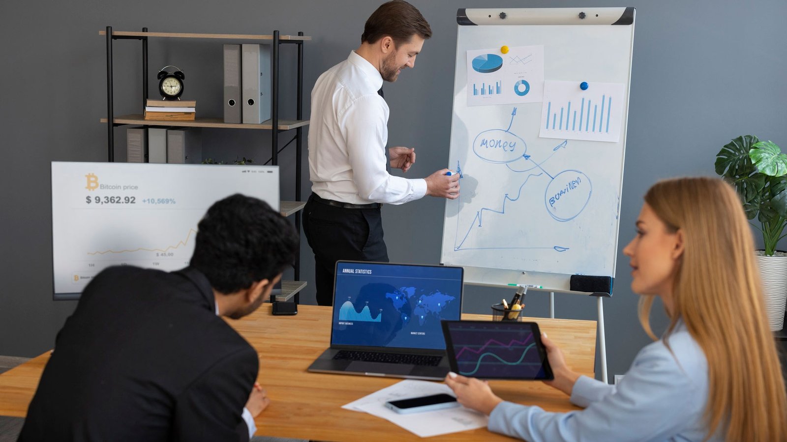 Hytera P50E smart PoC radio launched at PMRExpo 2025.