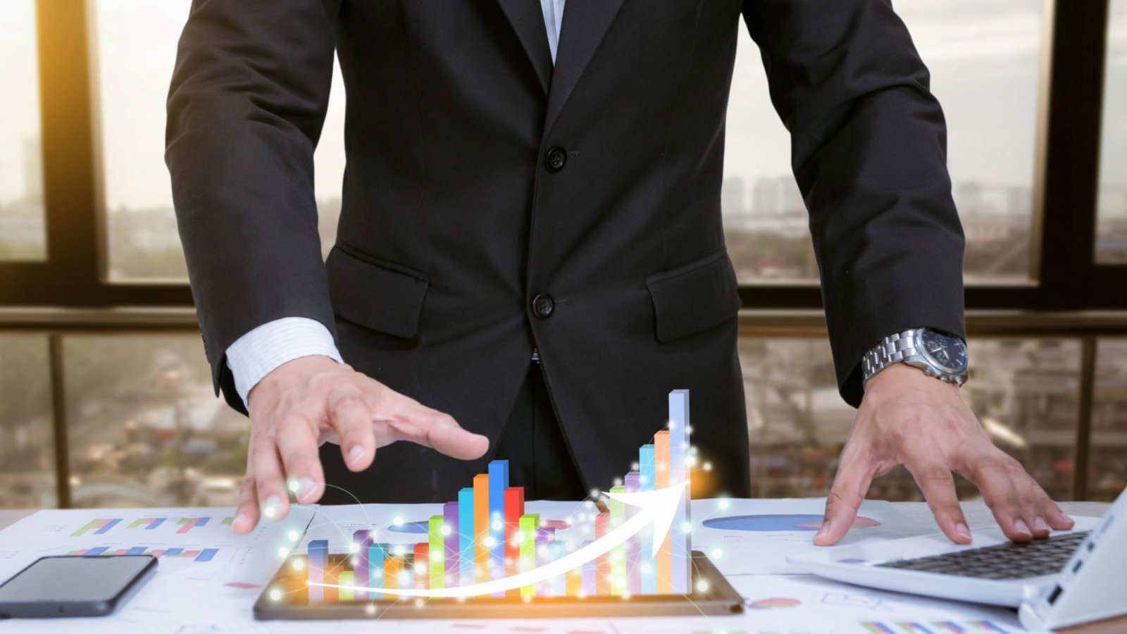 LCP net lease investment strategy strengthened by $50M Oaktree venture.