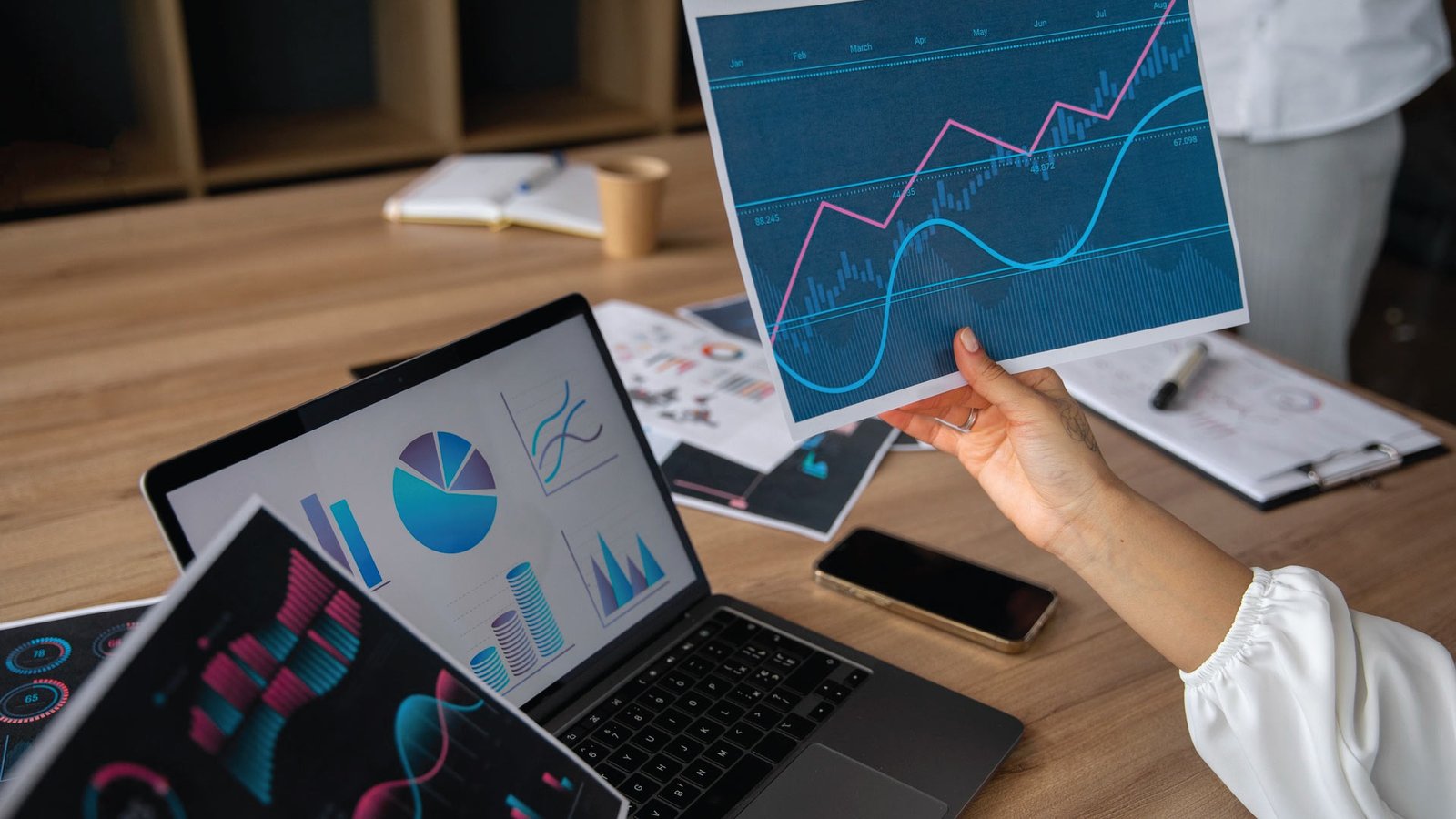 Journey Analytics Strategies for Improving Digital User Journeys