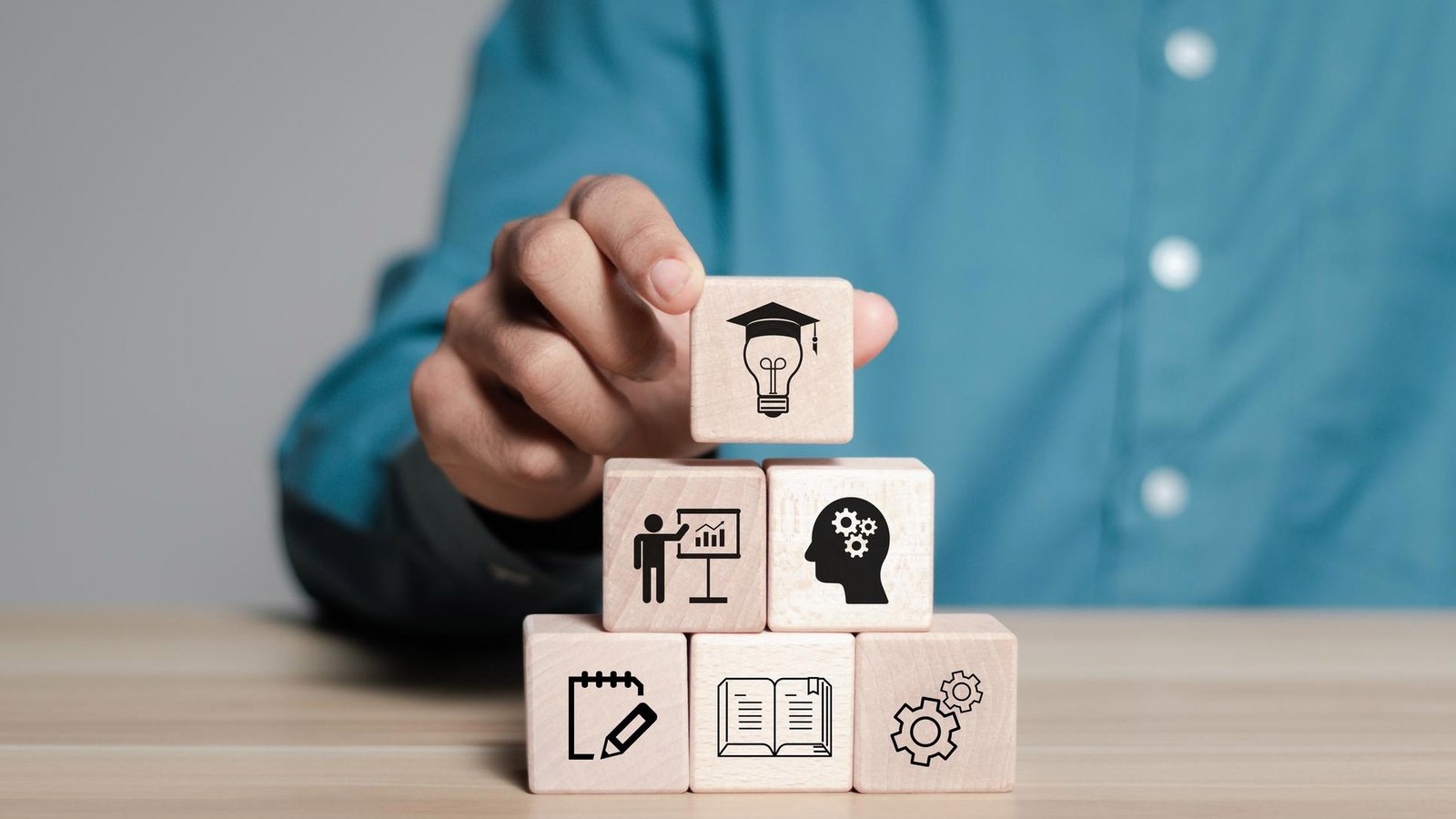 DeVry University Transforms Adult Learner Support with Agentforce 360