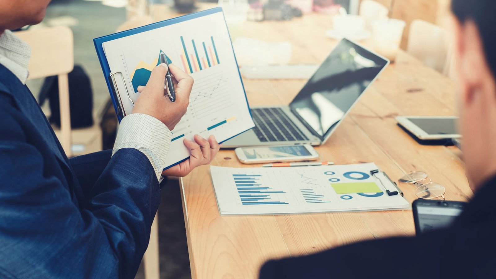 REALM Acquires 300 Building in Portland for Value-Add Strategy.