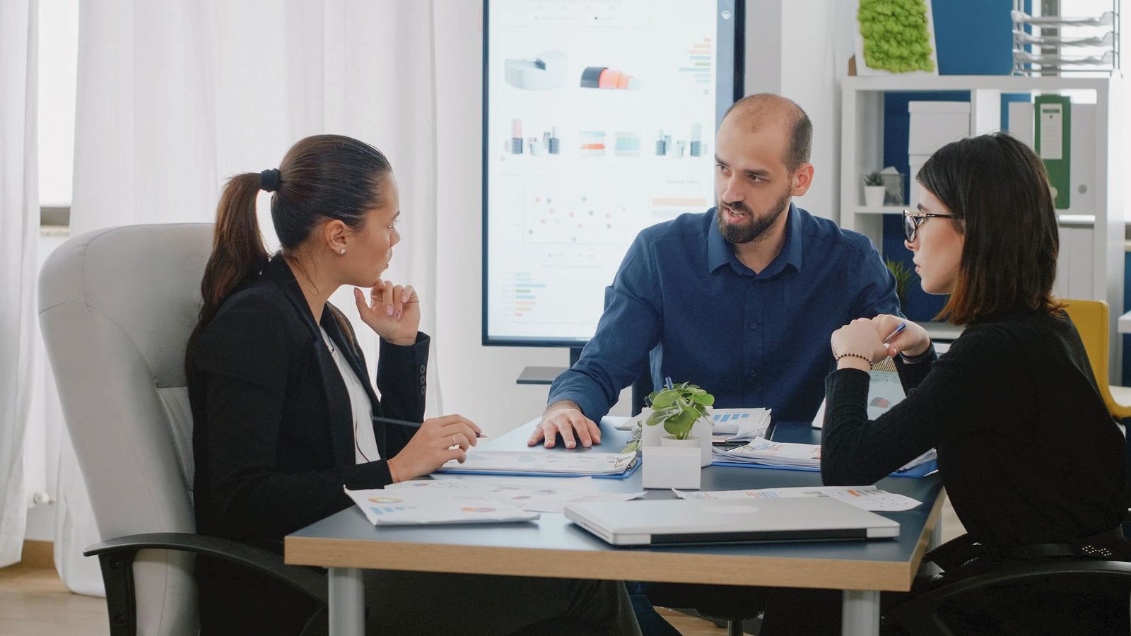 Wolters Kluwer Study Highlights 2026 Law Firm Rate Shifts