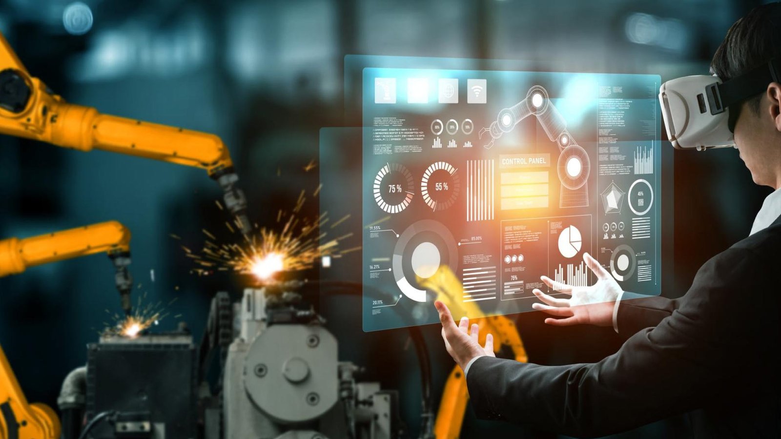 XCMG Named National Pioneer Smart Factory, Unveils 2025 Plan