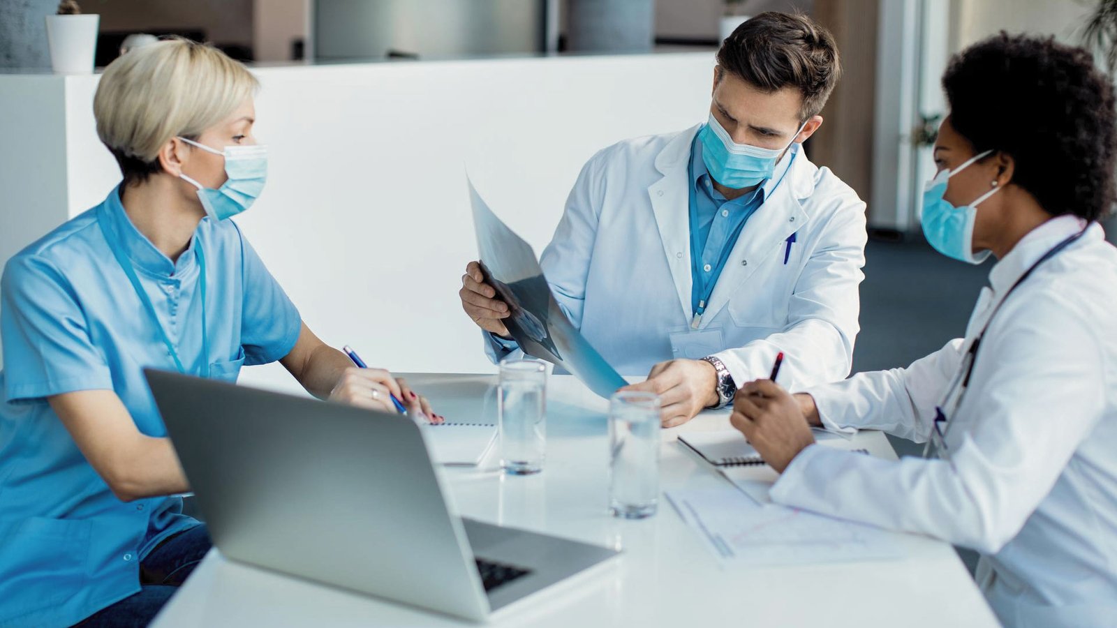 iHerb CEO Emun Zabihi Named Among Top 10 Transforming Healthcare