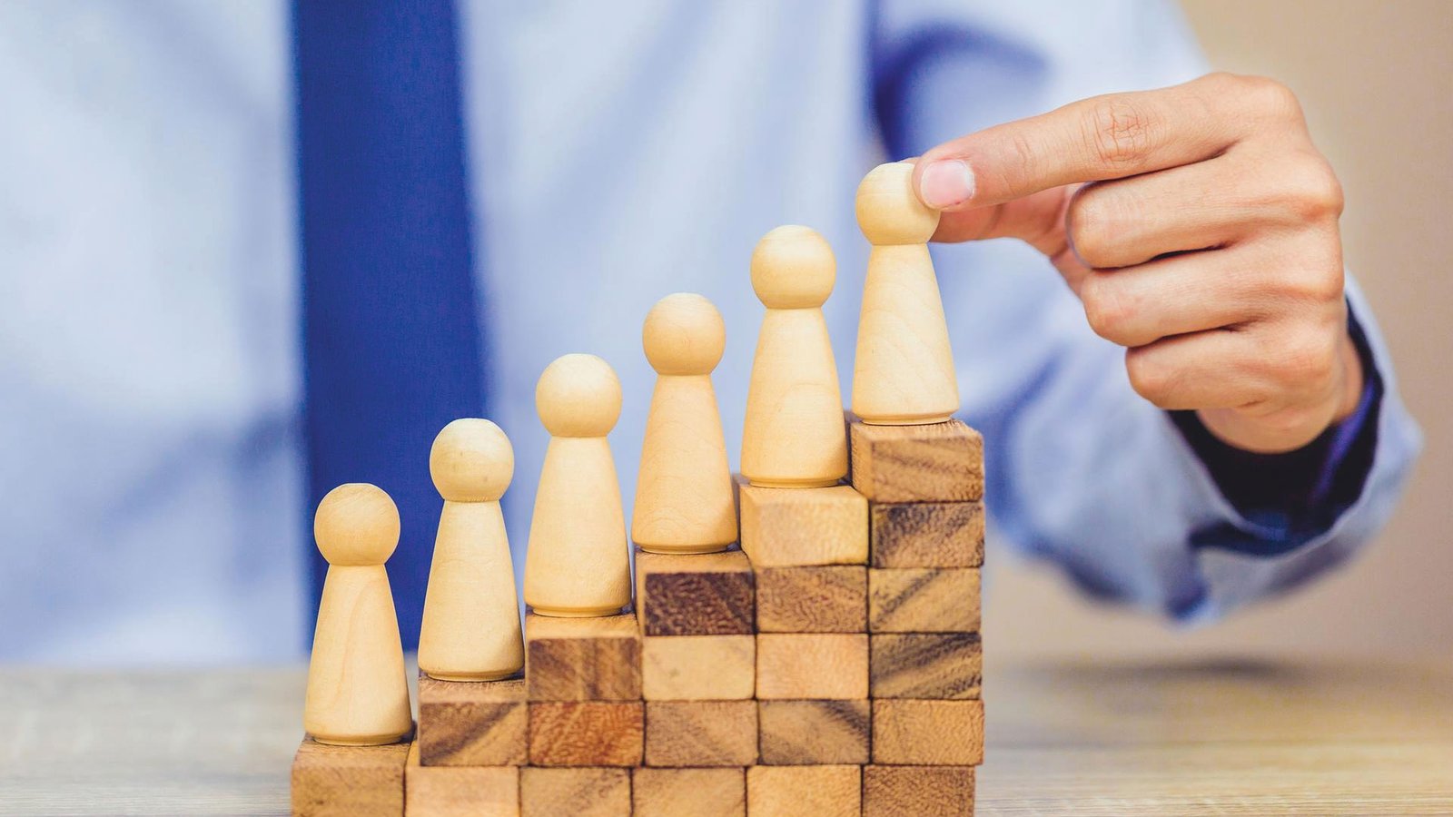 Main Post Partners Acquires HomeWell Franchising to Grow