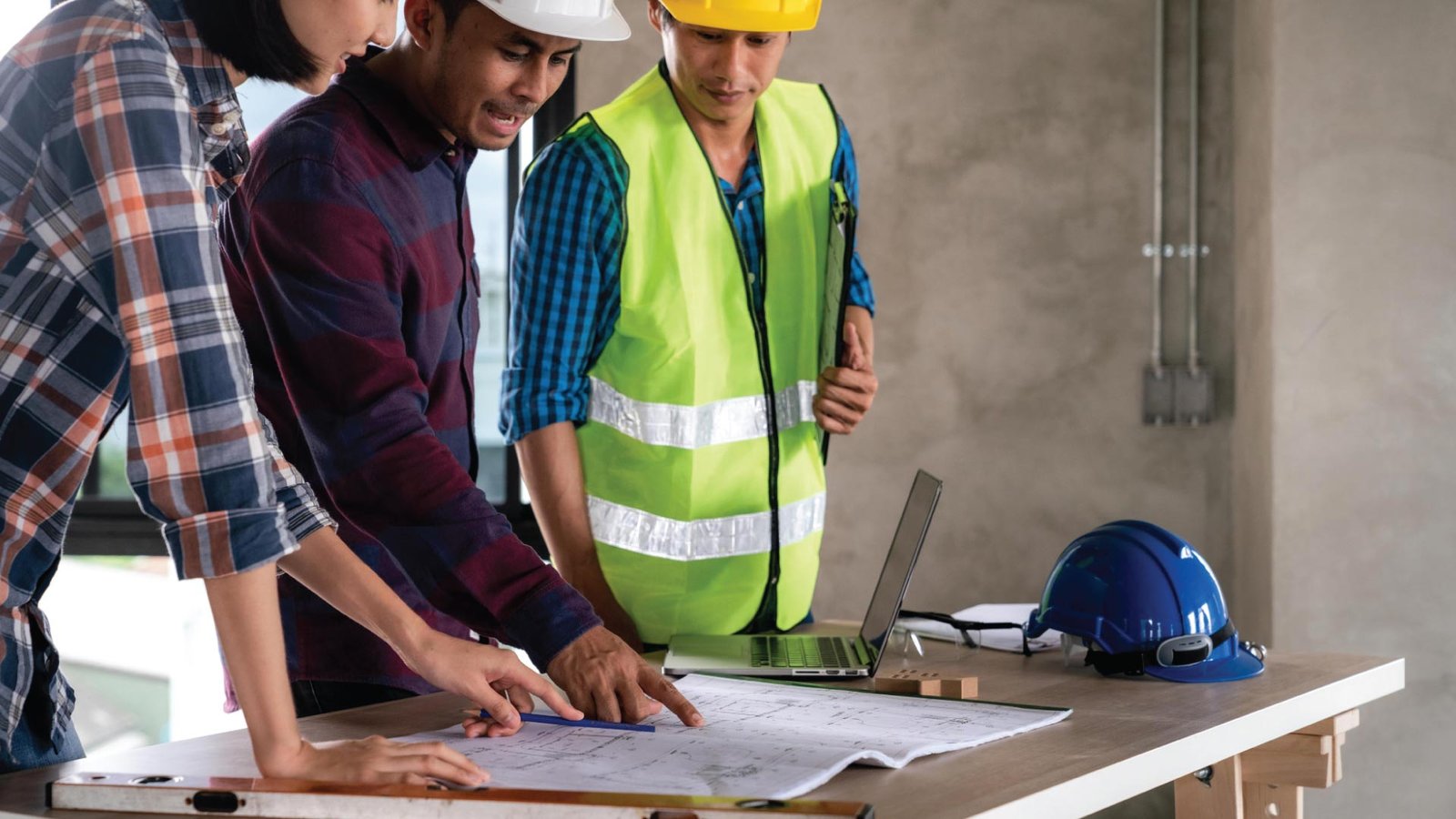 Shawmut Design and Construction executive team planning national growth strategy.