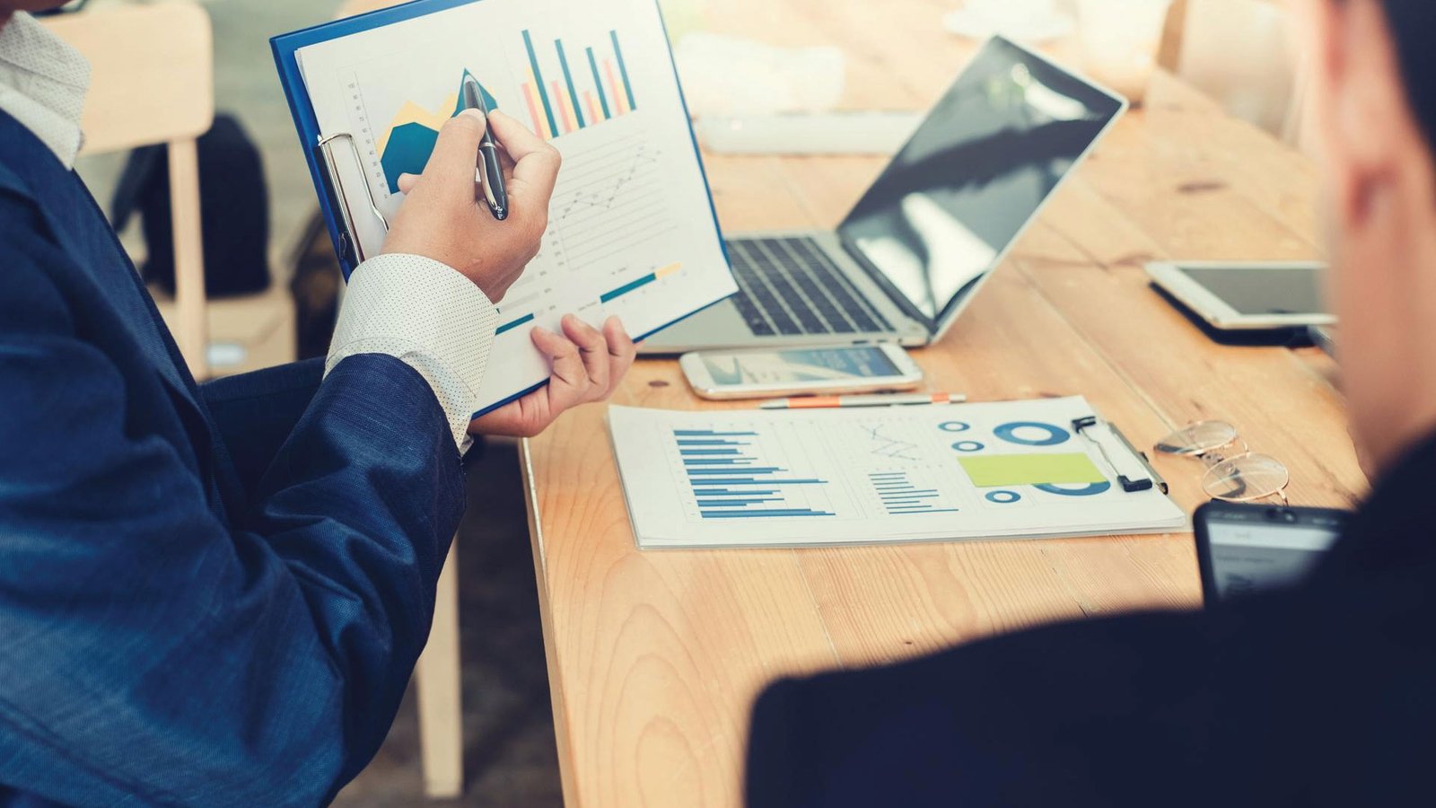 California Commercial Real Estate Survey 2026 unveils market trends for winter CRE.